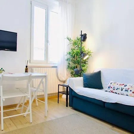 Bright Flat In Oltrarno * Florence